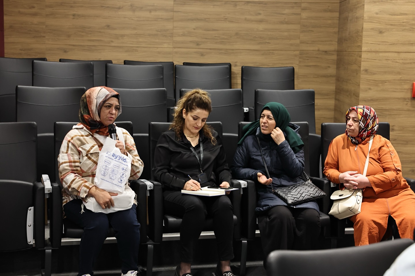 Kütahya’da Halk Günü Toplantıları Çözüm Odaklı Sürüyor1