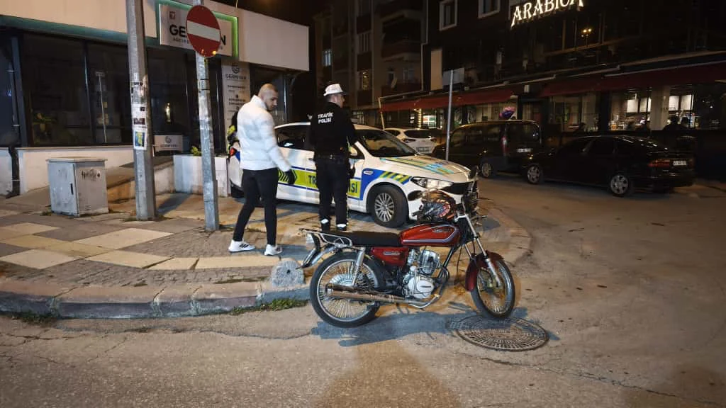 Kütahya’da Kurallara Uymayan Sürücüler Cezayı Yedi2