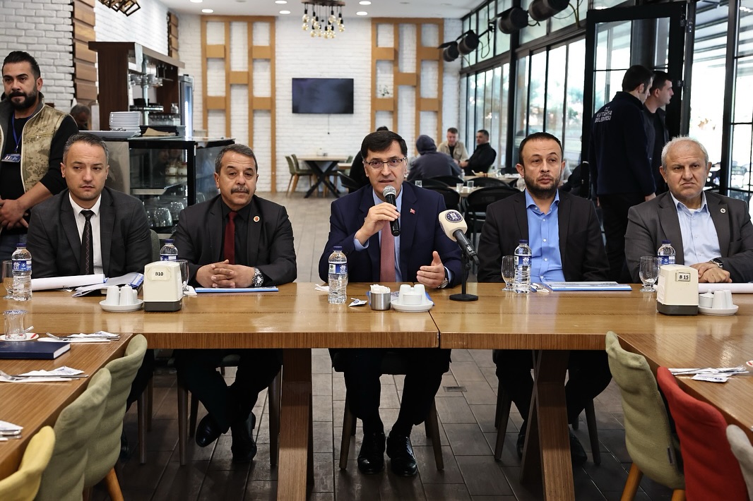 Kütahyada Muhtarlar Bir Araya Geldi1