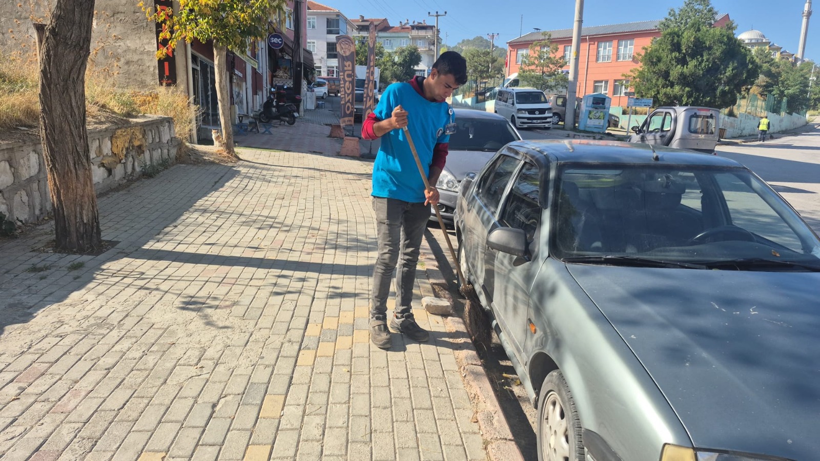 Kütahya’da Ok Meydanı’nda Temizlik Tamam1