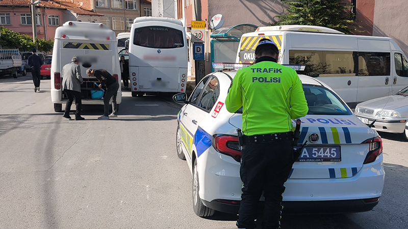 Kütahya’da Okul Servislerinde Denetim Hız Kesmiyor (6)