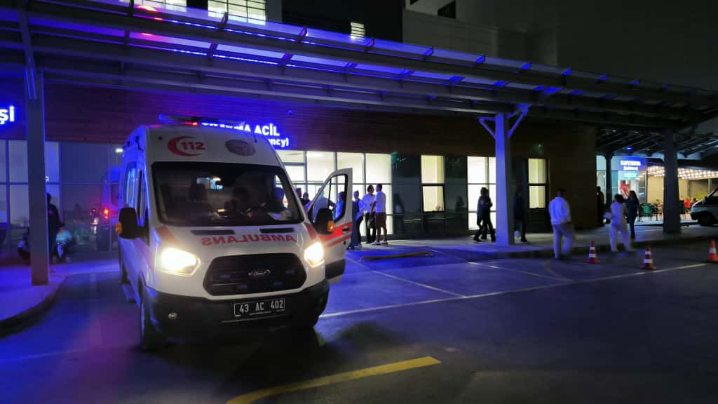 Kütahya'da Otomobilin Çarptığı Kişi Yaşamını Yitirdi (2)