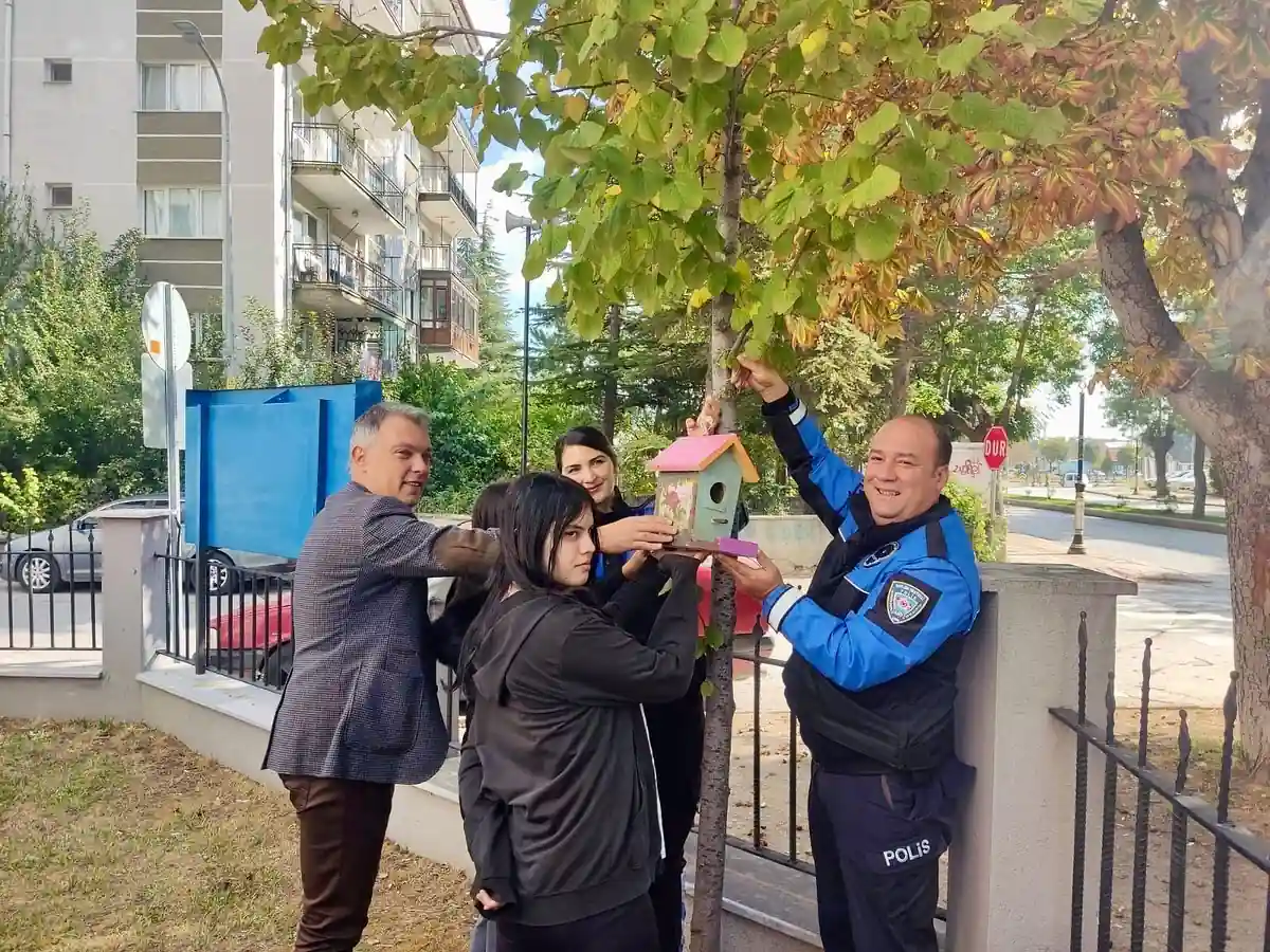 Kütahya’da Özel Çocuklardan El Emeği Kuş Evi 1