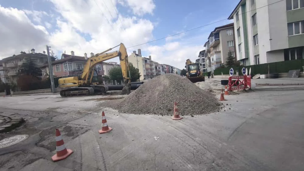 Kütahya’da Su Ve Kanalizasyon Çalışmaları Sürüyor 2