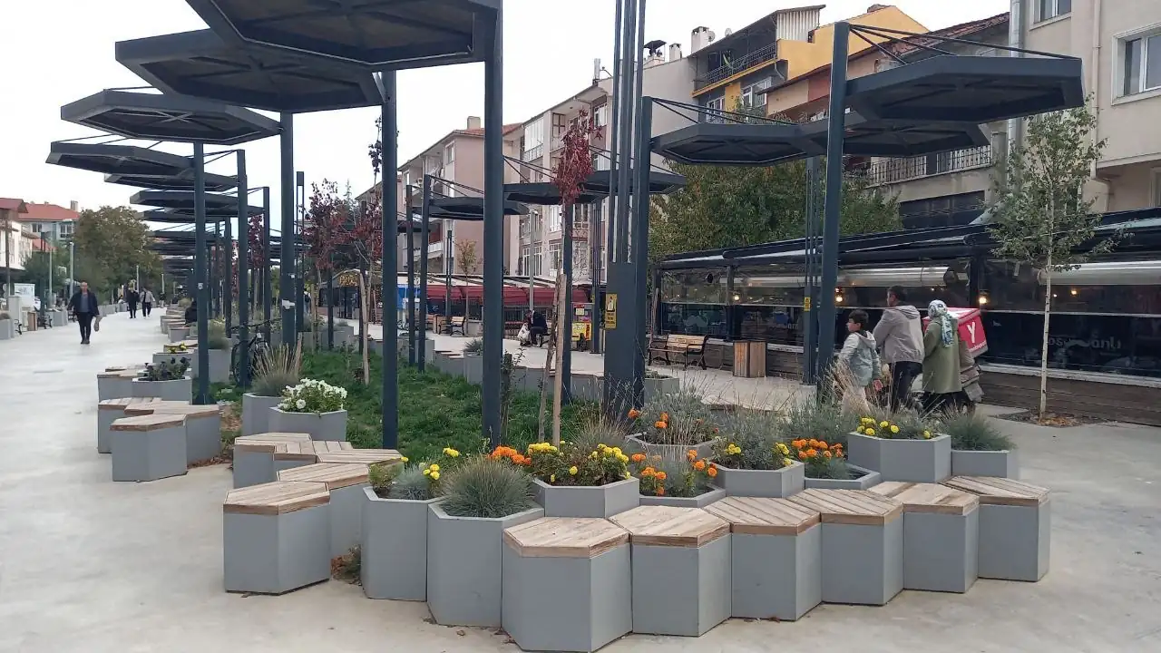 Kütahya’da Üniversite Öğrencilerinden Narin Parkı’na Dokunuş