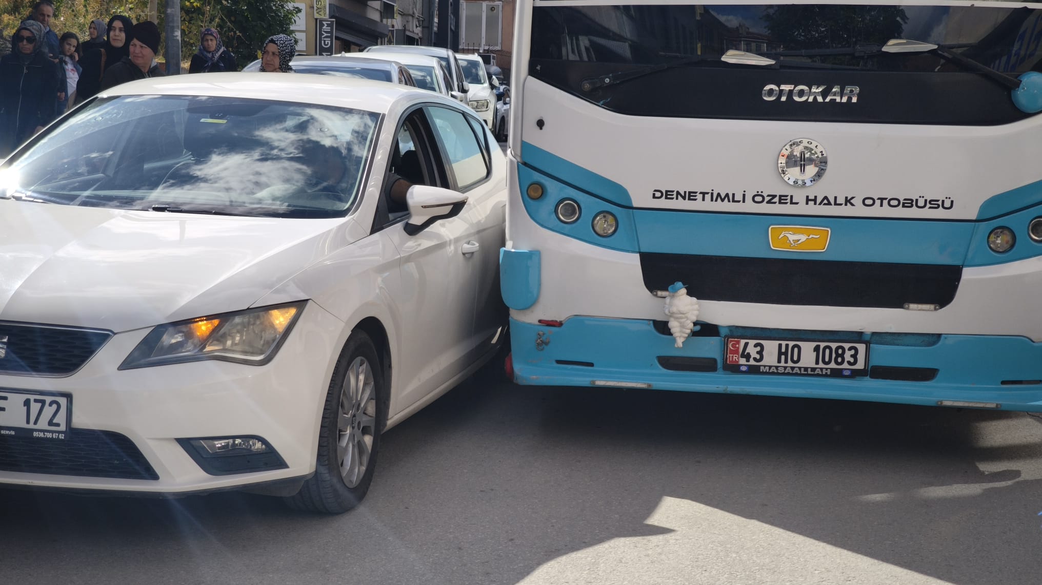 Kütahya’da Yanlış Park Kazaya Neden Oldu (5)