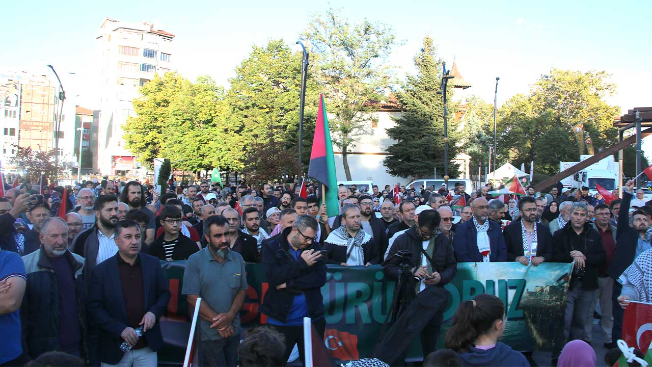 Kütahya’da Yüzlerce Vatandaş, Gazze Için Yürüdü8