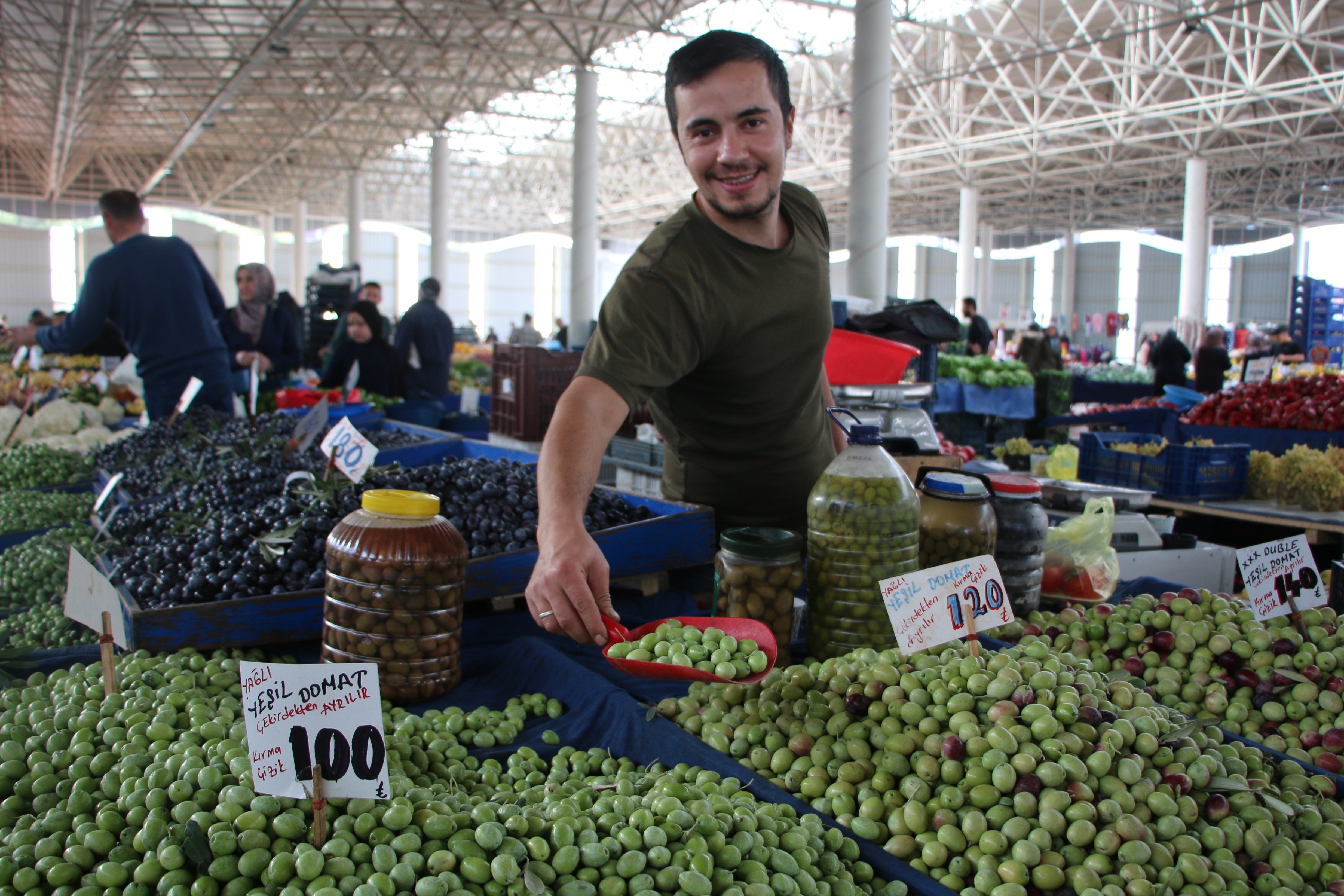 Kütahya’da Zeytin Alanlara Ücretsiz Kırma, Çizme Hizmeti (3)