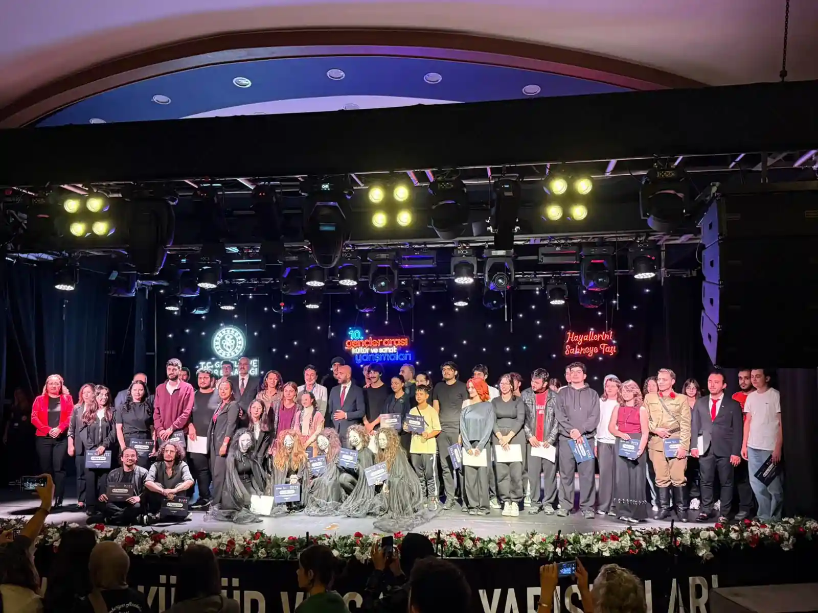 Kütahyalı Tiyatrocular, Bölge Üçüncüsü Oldu 1