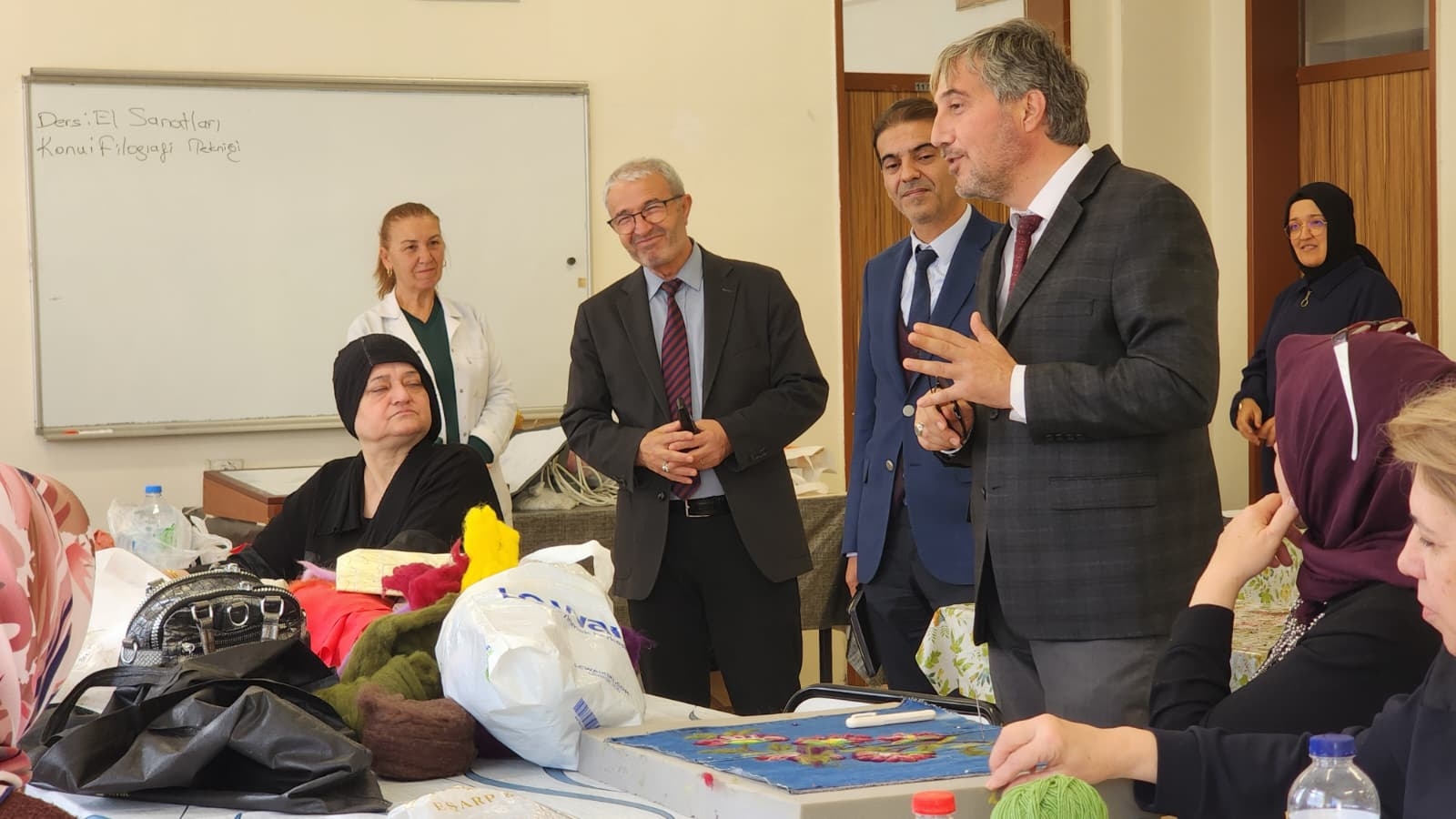 Milli Eğitim Müdürü Halk Eğitimi’nde Öğrencilerle Buluştu1