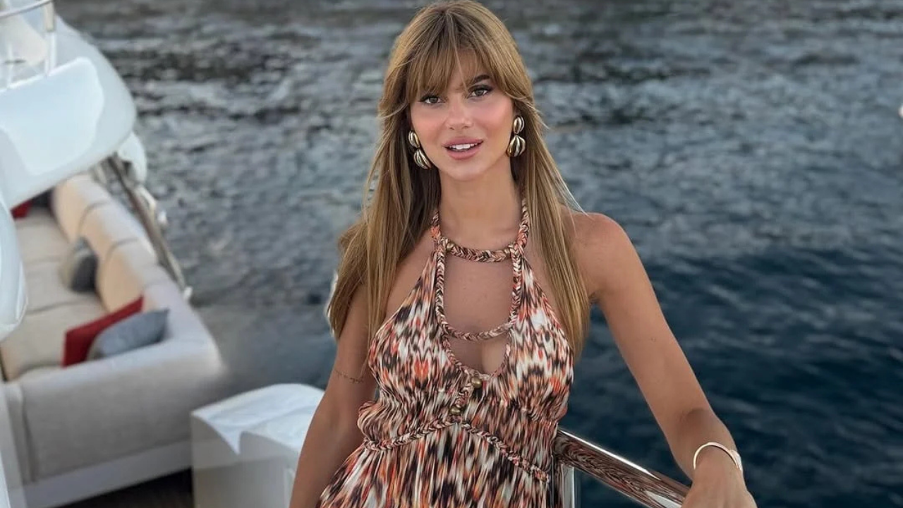 Nazlı Sabancı, Kıyafetlerini Satışa Çıkardı 1