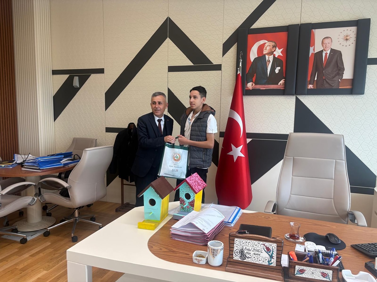 Özel Bireyler Kuş Evlerini Orman Bölge Müdürlüğüne Teslim Etti1