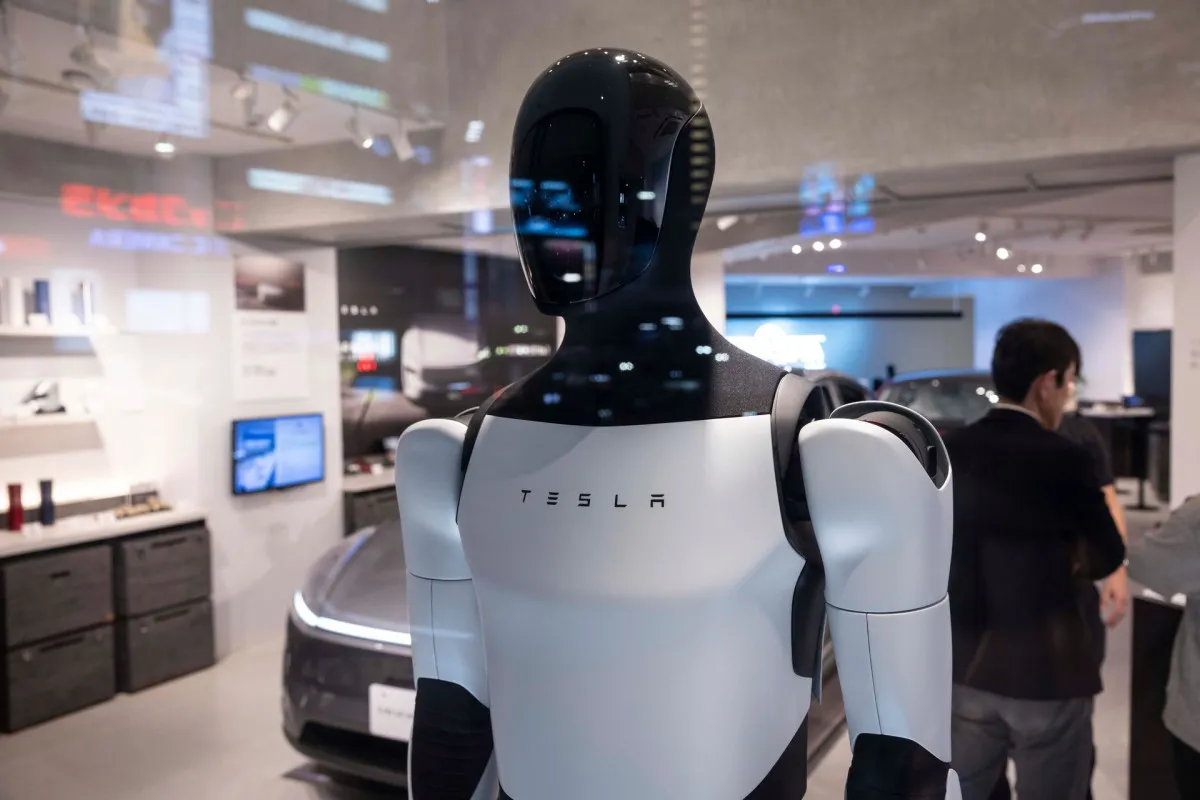 Tesla, Optimus Robotlarının Seri Üretimini Durdurdu1