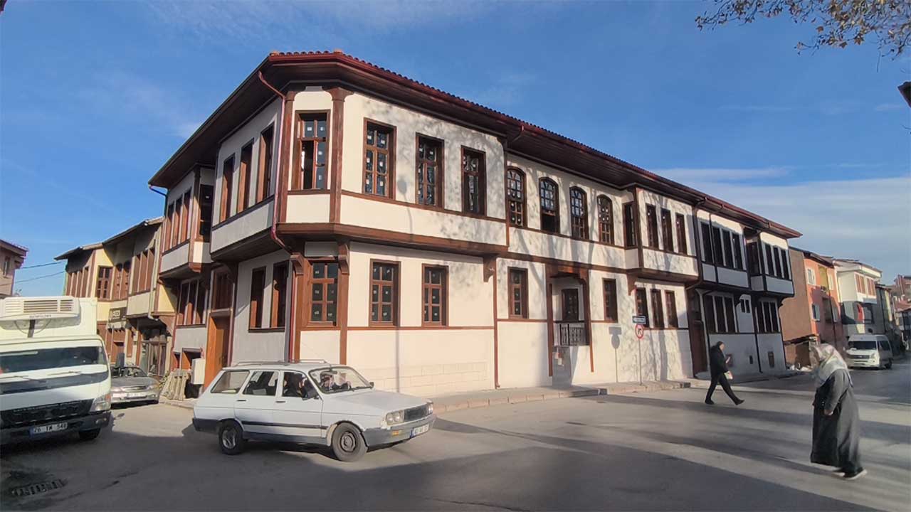 A K Parti Kütahya Milletvekili Bayırcı, Eleştirilere Cevap Verdi5