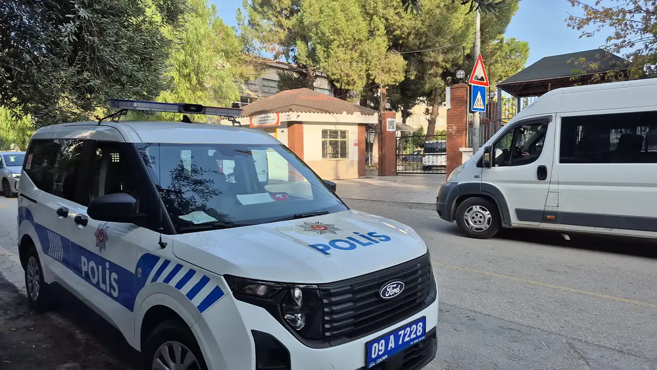 Aydın’da Lise Bahçesinde Bıçaklı Kavga 2 Öğrenci Yaralı 1