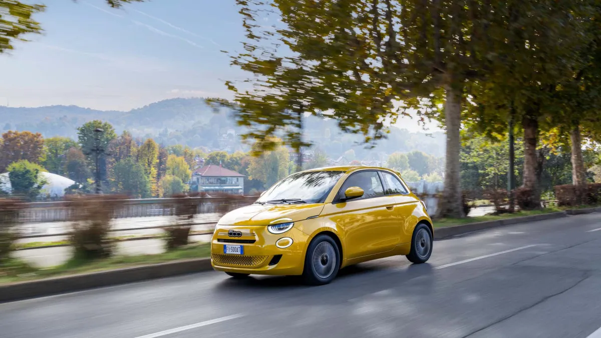 Benzinli Fiat 500 Tanıtıldı Öne Çıkanlar2