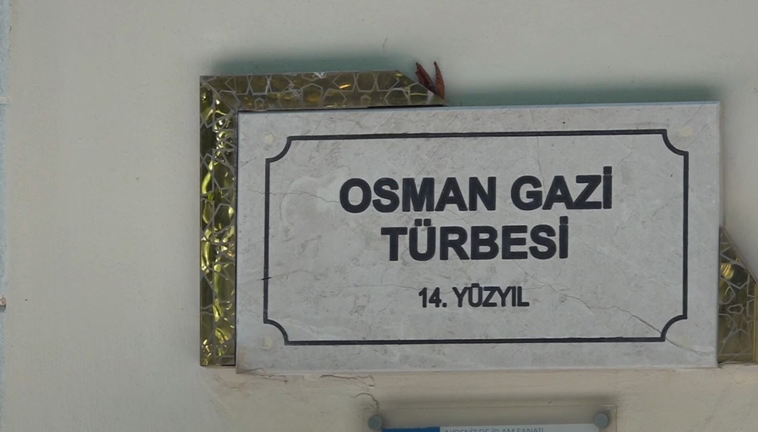Bursa’da Osman Gazi Türbesi’nde Onurlu Nöbet Sürüyor 2