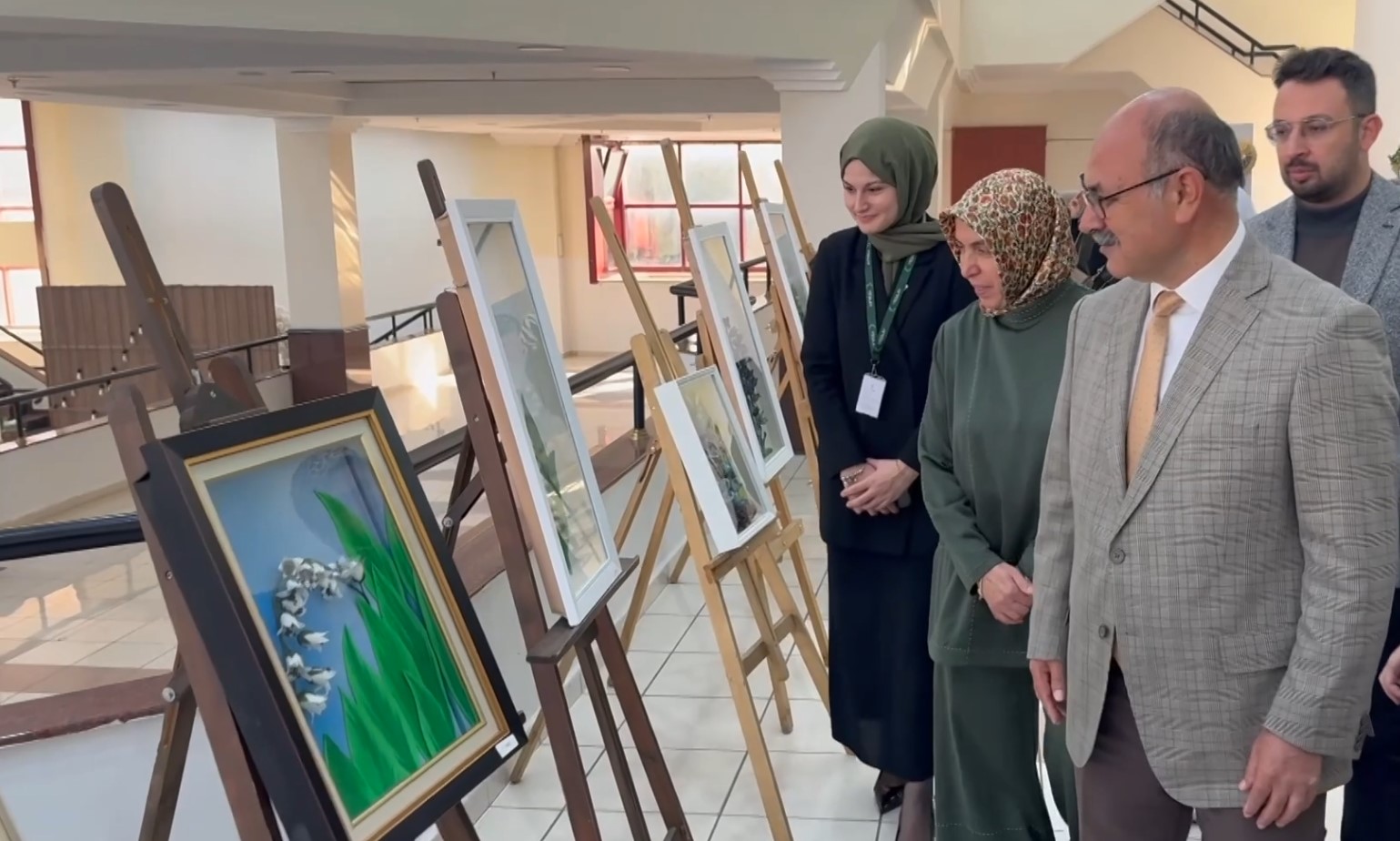 Bursalı Sanatçı Gelirini Yeşilay’a Bağışlıyor