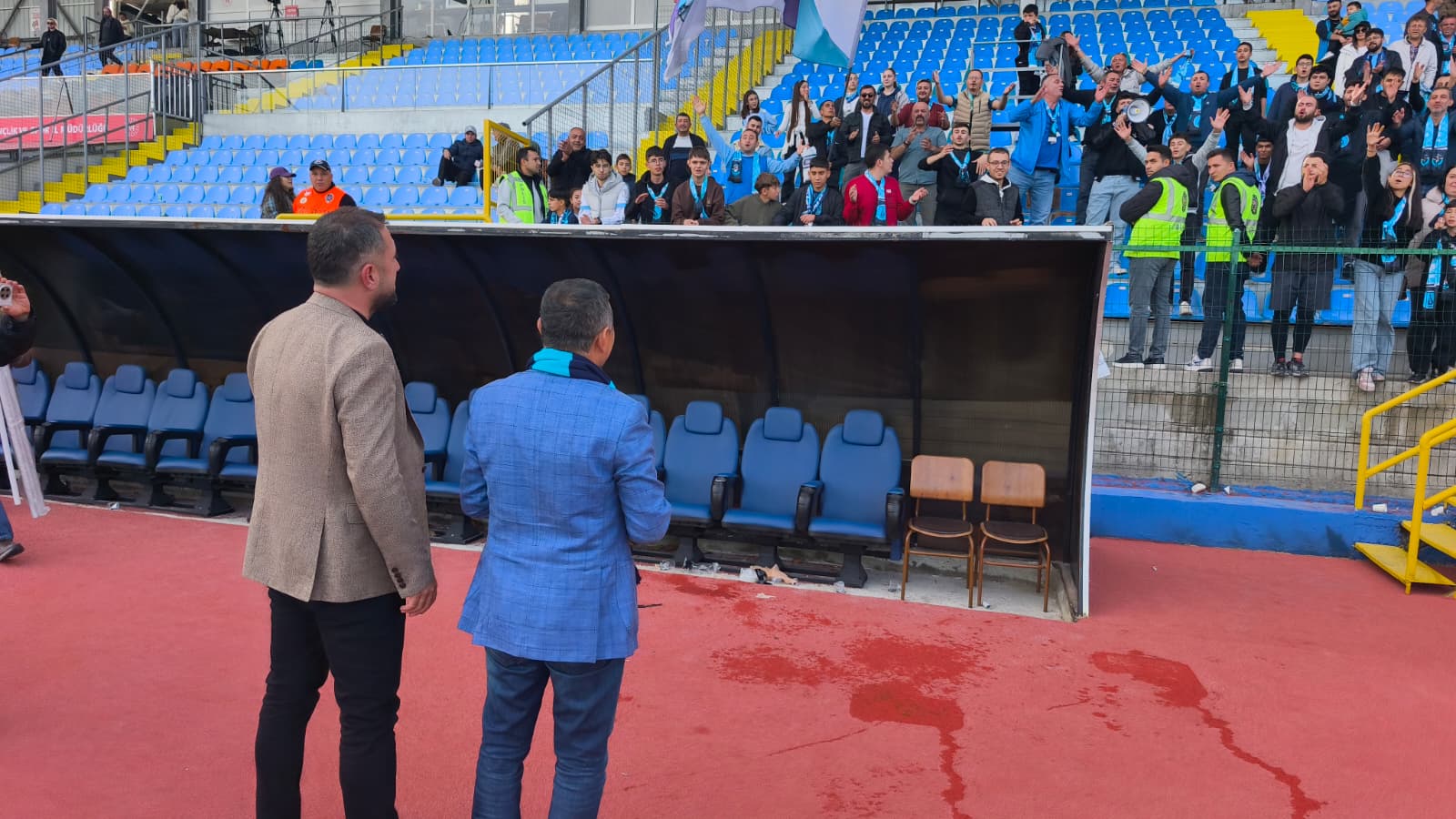 MHP’li Erbaş’tan Kütahyaspor’a otobüs desteği-2