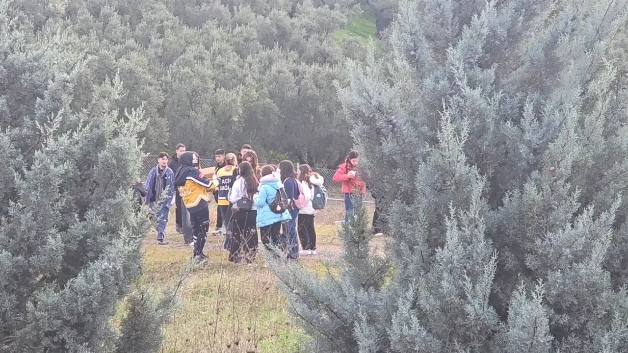 İstanbul İzmir Otoyolu’nda Öğrencileri Taşıyan Otobüs Yandı3