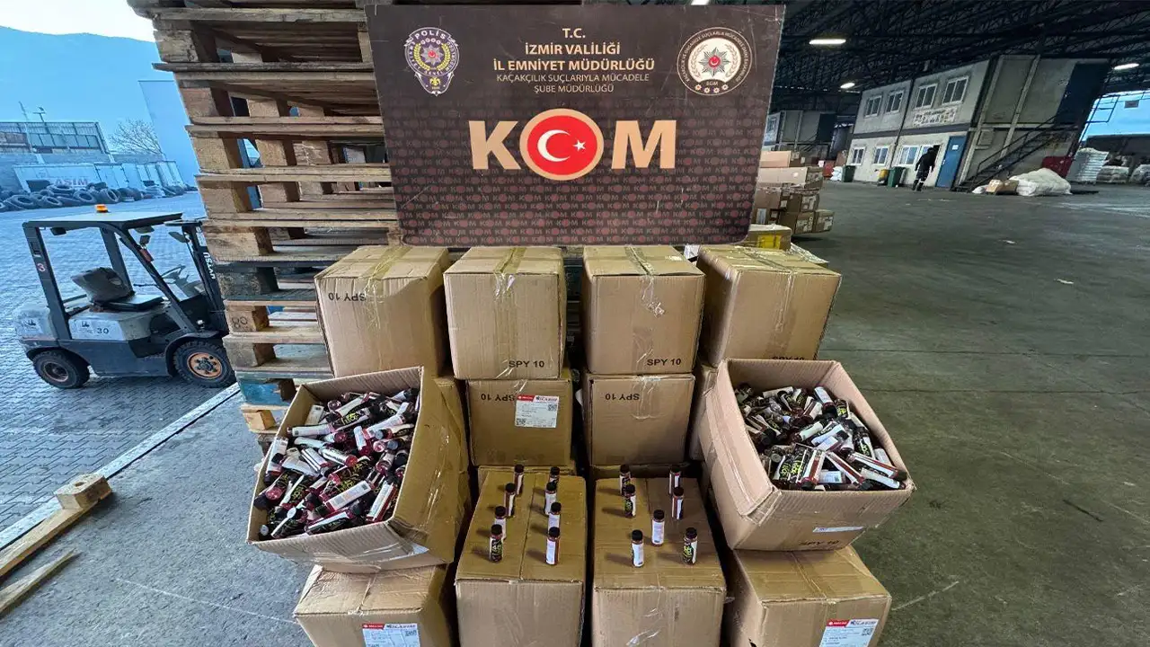 İzmir Merkezli Kaçak Gıda Ve Ilaç Operasyonu 7 Kişi Tutuklandı