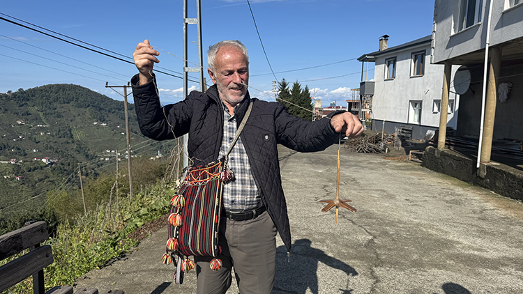 Keçi Kılından 64 Yıldır Çorap Örüyor 2