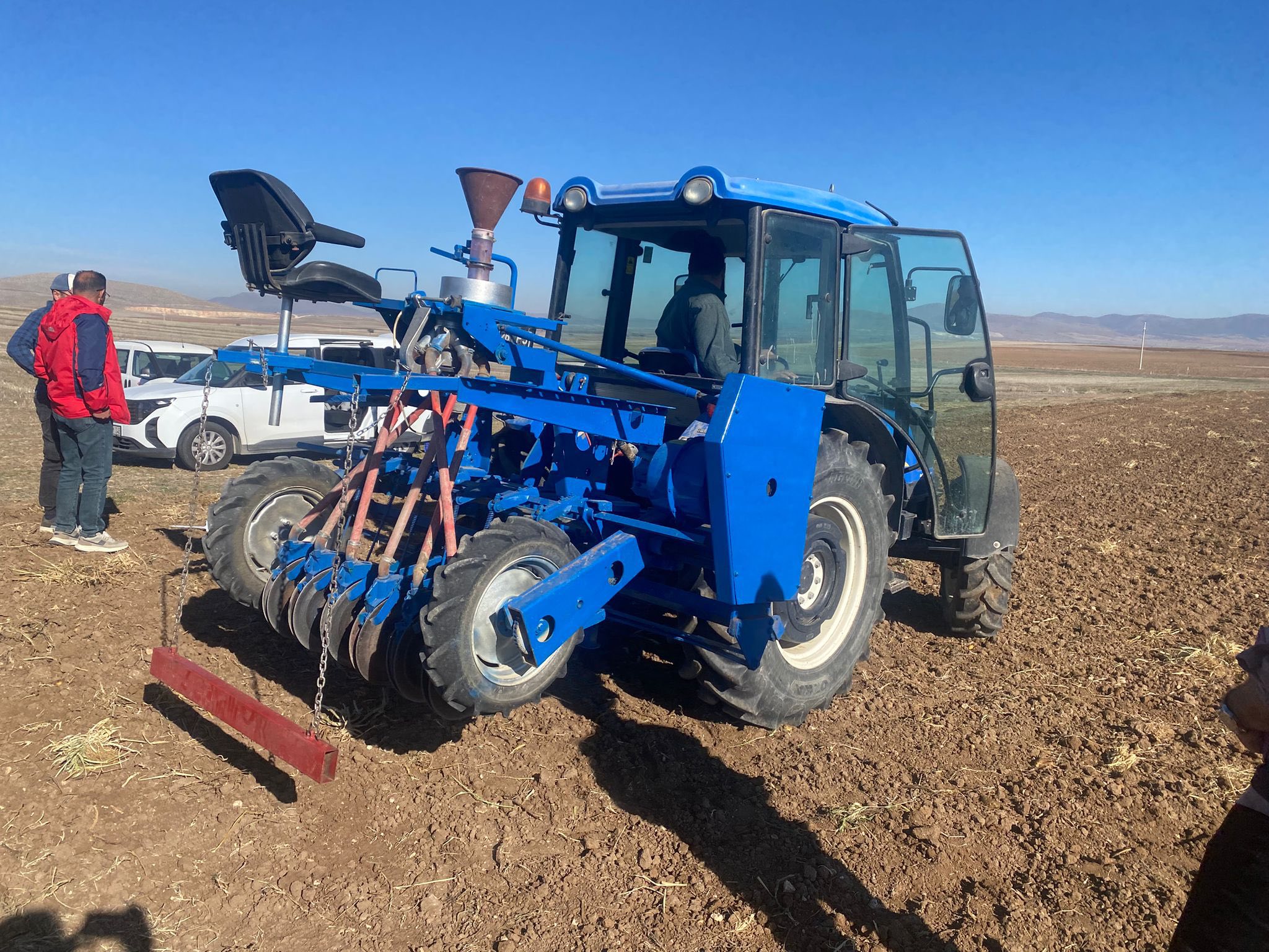 Kütahya Altıntaş’ta Yeni Çeşit Islahı Için Parseller Ekildi1