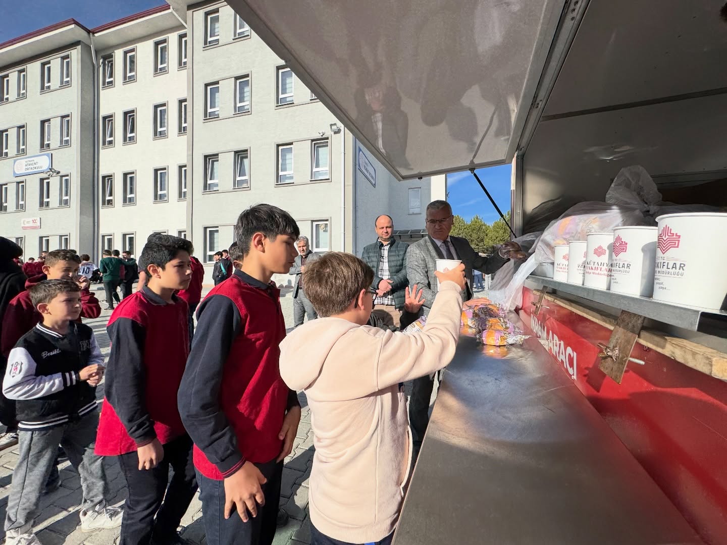 Kütahya Atakent Ortaokulu’nda Vakıf Çorbası Etkinliği2