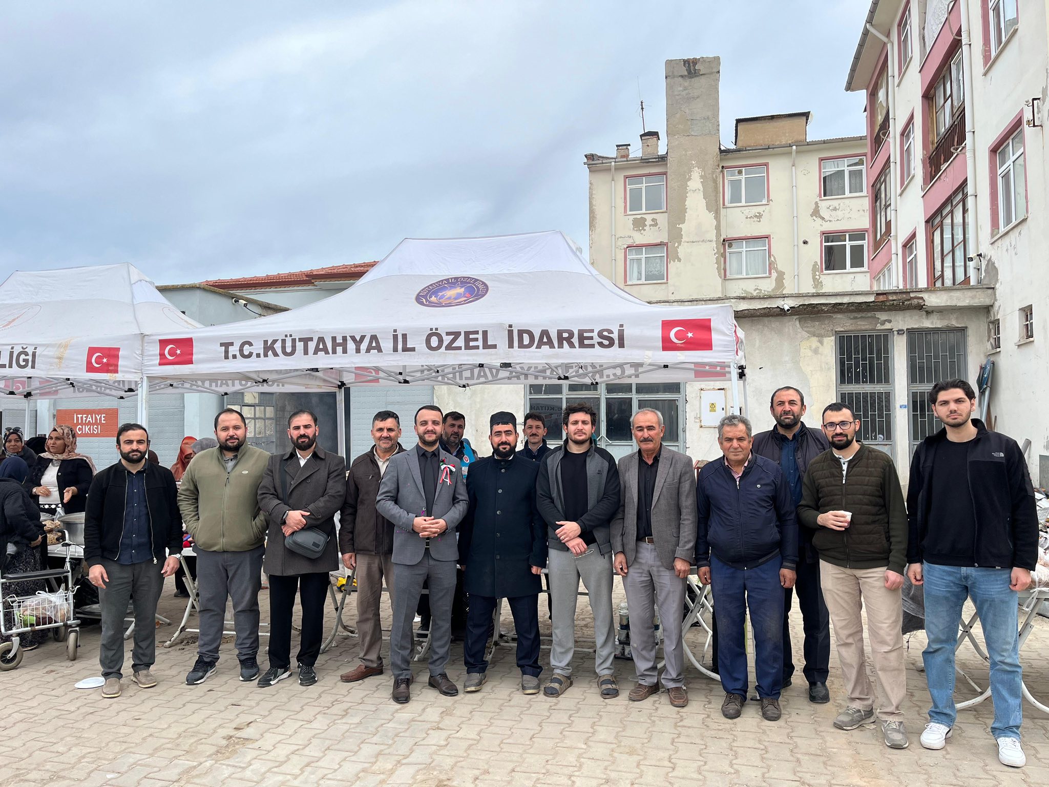 Kütahya Çavdarhisar’da Filistin Gazze Için Hayır Çarşısı Düzenlendi1