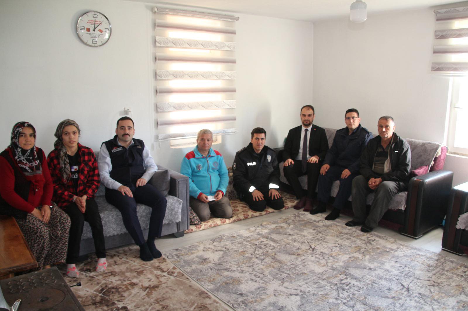 Kütahya Domaniç Kaymakamından Engelli Ve Yaşlılara Ziyaret3