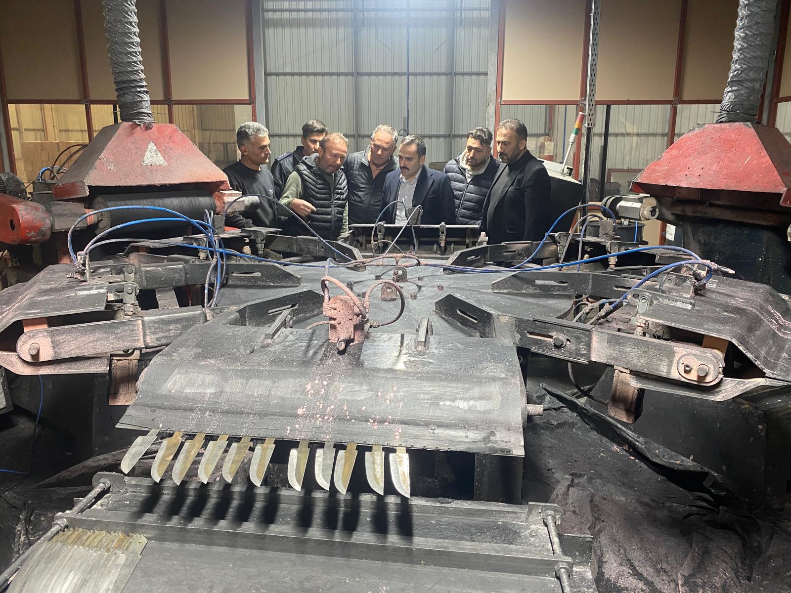 Kütahya Domaniç’te Kaymakam Bağcı’dan Bıçak Fabrikasına Ziyaret4