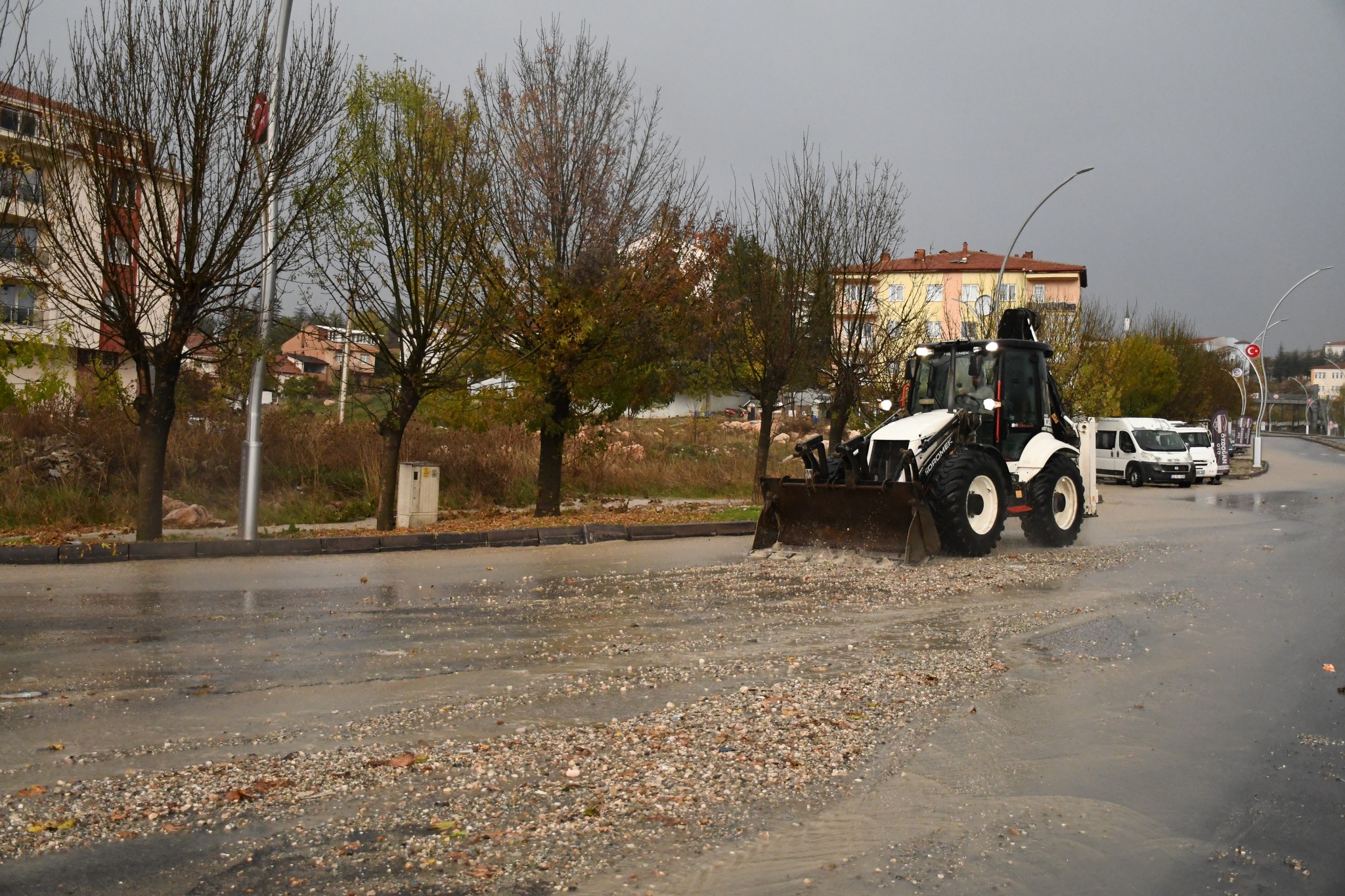 Kütahya Emet’te Sağanak Yağışa Anında Müdahale1