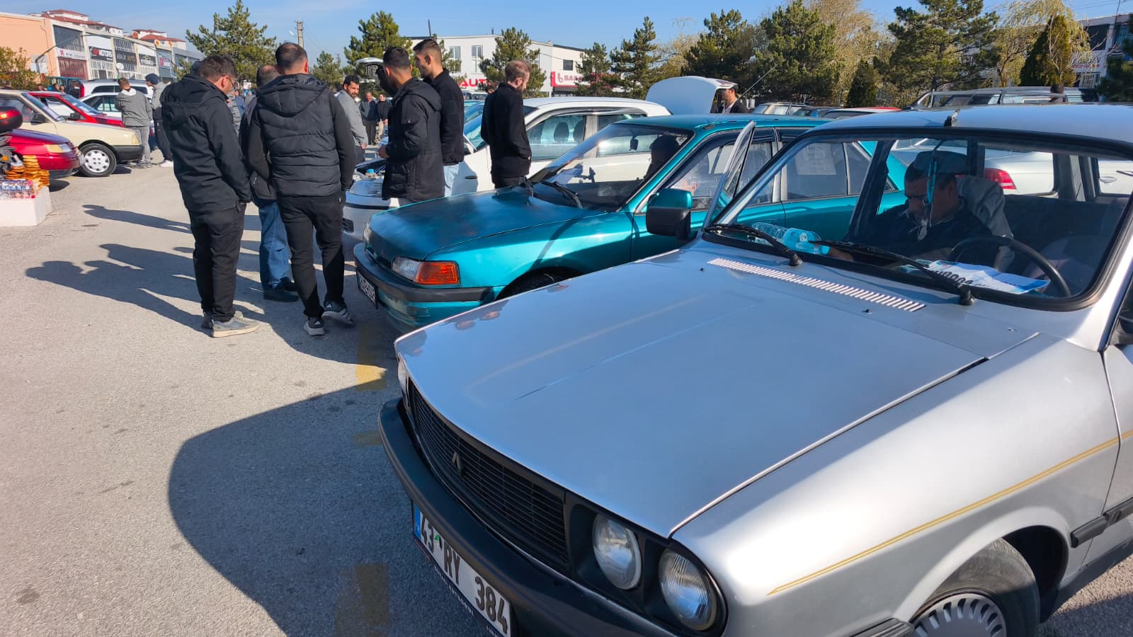 Kütahya Ikinci El Araba Pazarındaki Durgunluk Sürüyor (4)