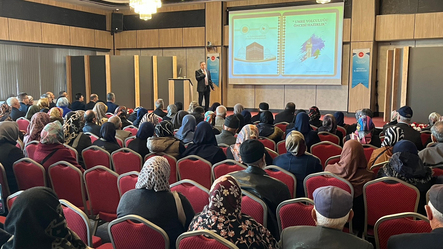 Kütahya Müftülüğü 2025–2026 Umre Eğitim Semineri1