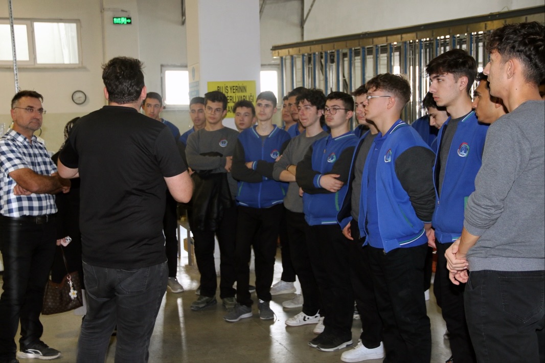 Kütahya Osb Mtal Öğrencilerinden Ölçerler Tekstil’e Gezi1