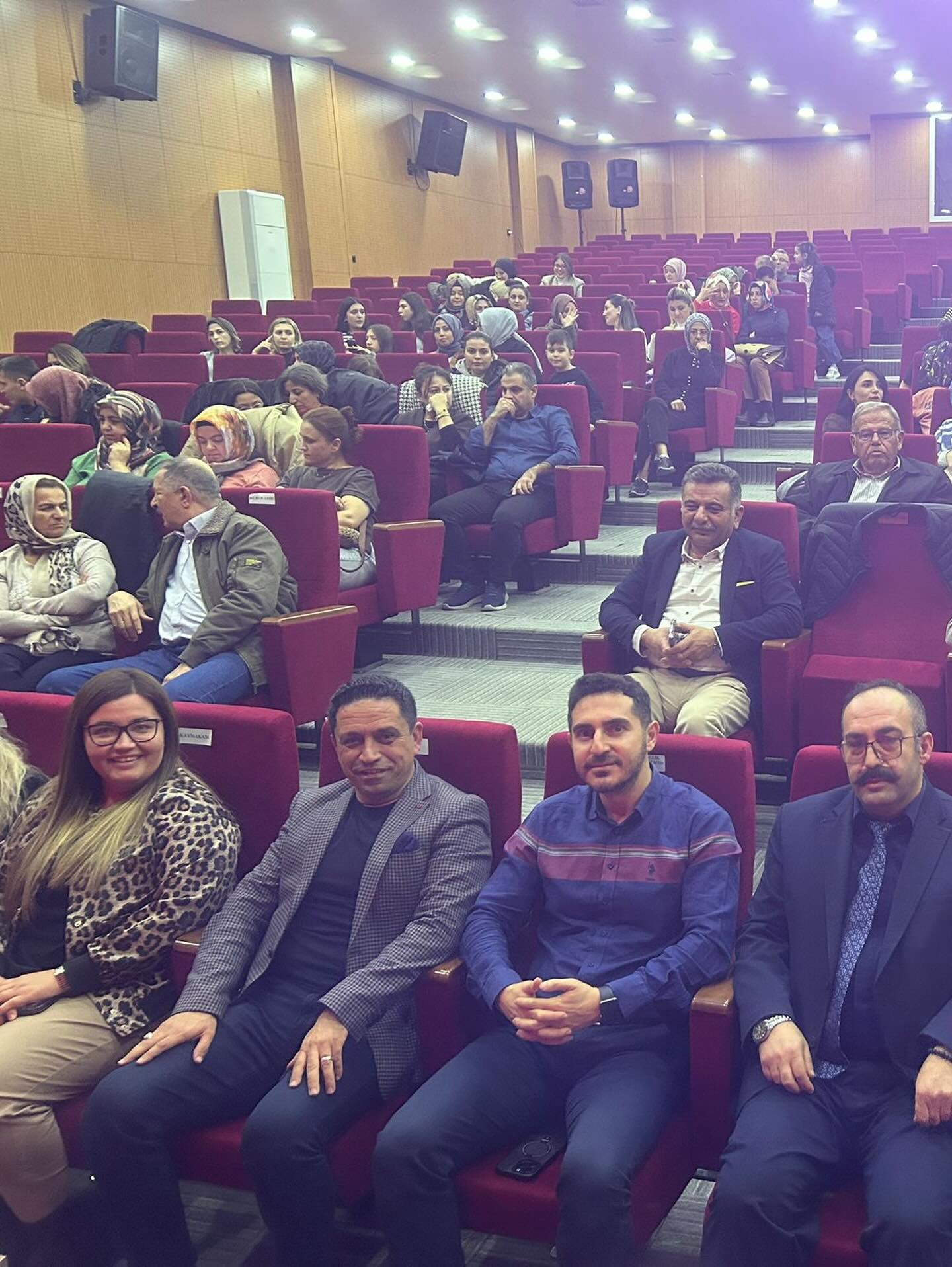 Kütahya Simav Ev Ödevi Krizi Tiyatro Oyunu Sahnelendi3