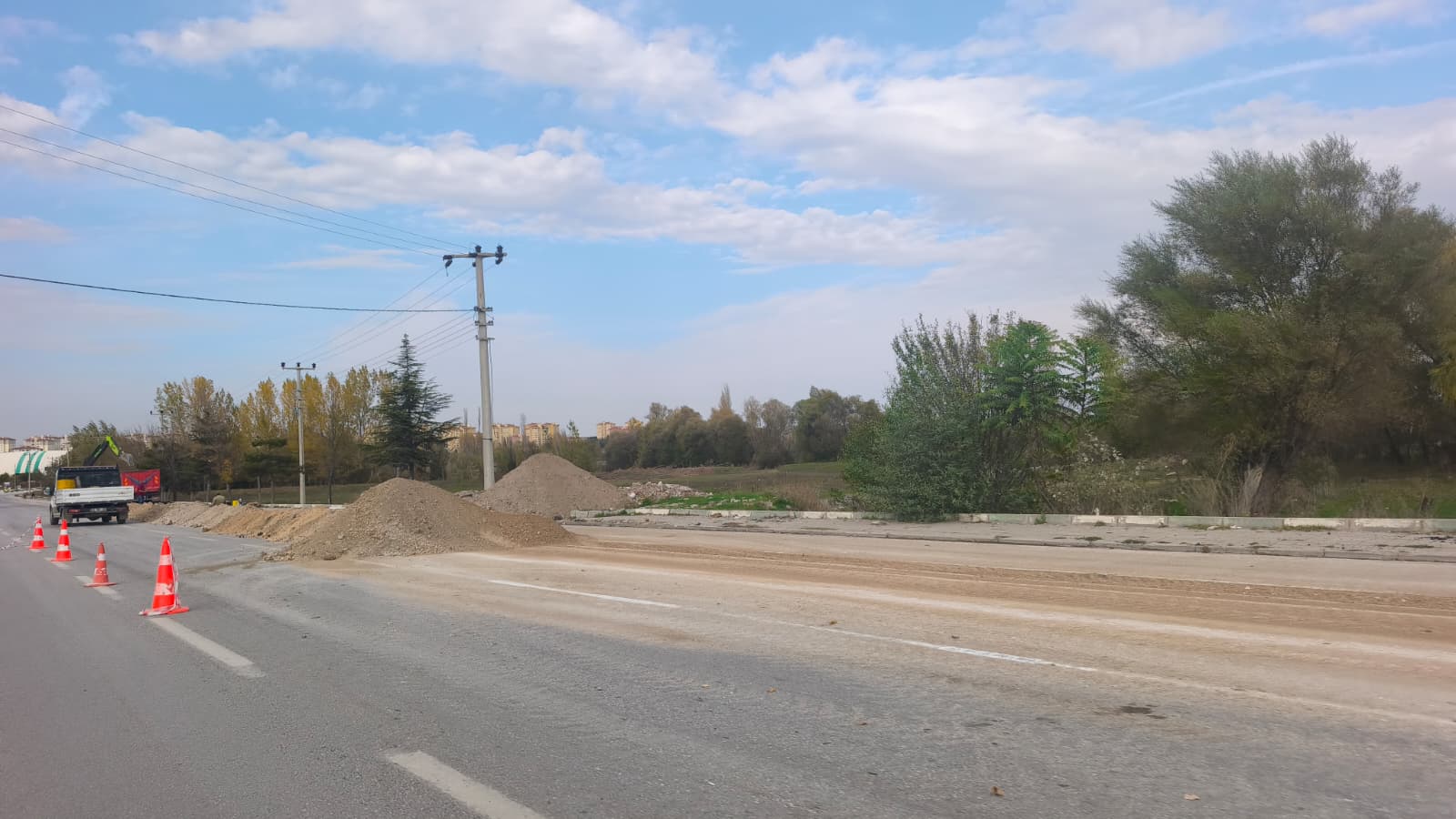 Kütahya Toki̇’de Içme Suyu Hattı Yenileme Çalışması (3)