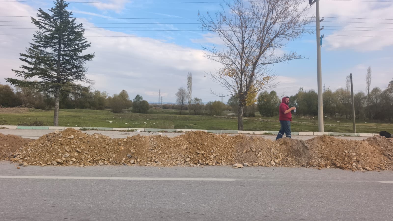 Kütahya Toki̇’de Içme Suyu Hattı Yenileme Çalışması (4)