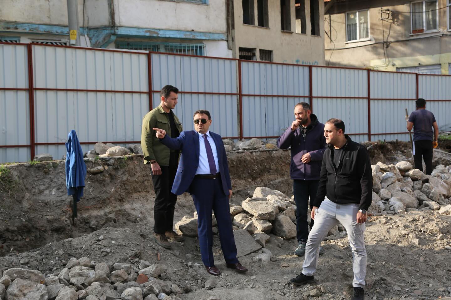 Kütahya Valisi İmaret Külliyesi Çalışmalarını Inceledi2