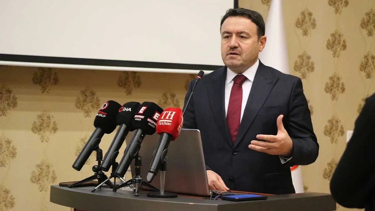 Kütahya Valisi Işın, Sokak Köpek Sayılarını Açıkladı