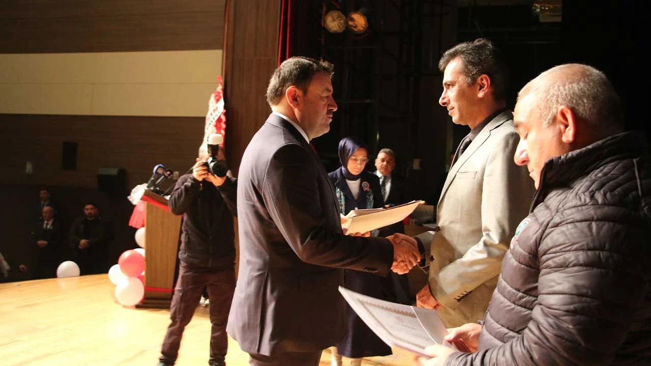 Kütahya’da 24 Kasım Öğretmenler Günü Kutlandı5