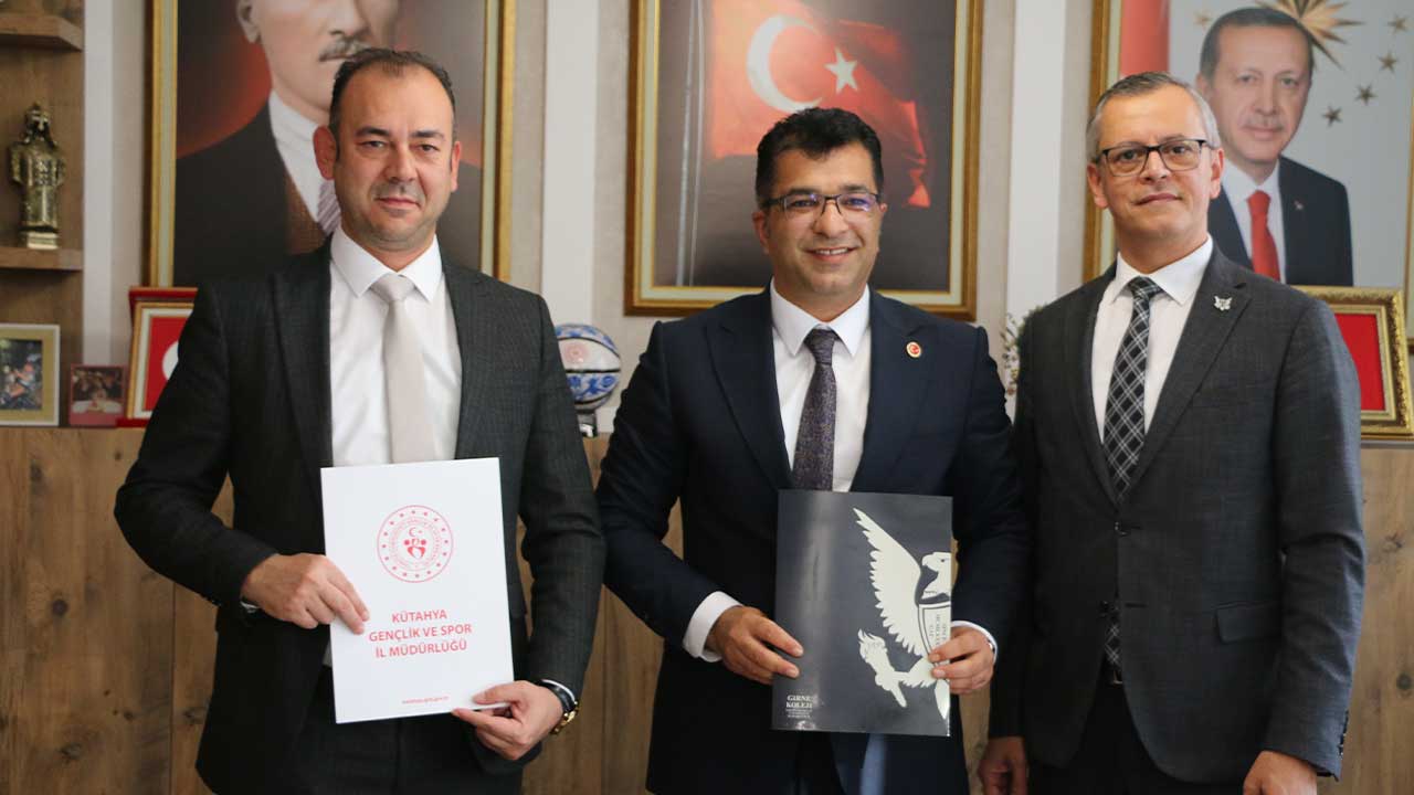 Kütahya’da Başarılı Sporcular Için Eğitimde Imzalar Atıldı5