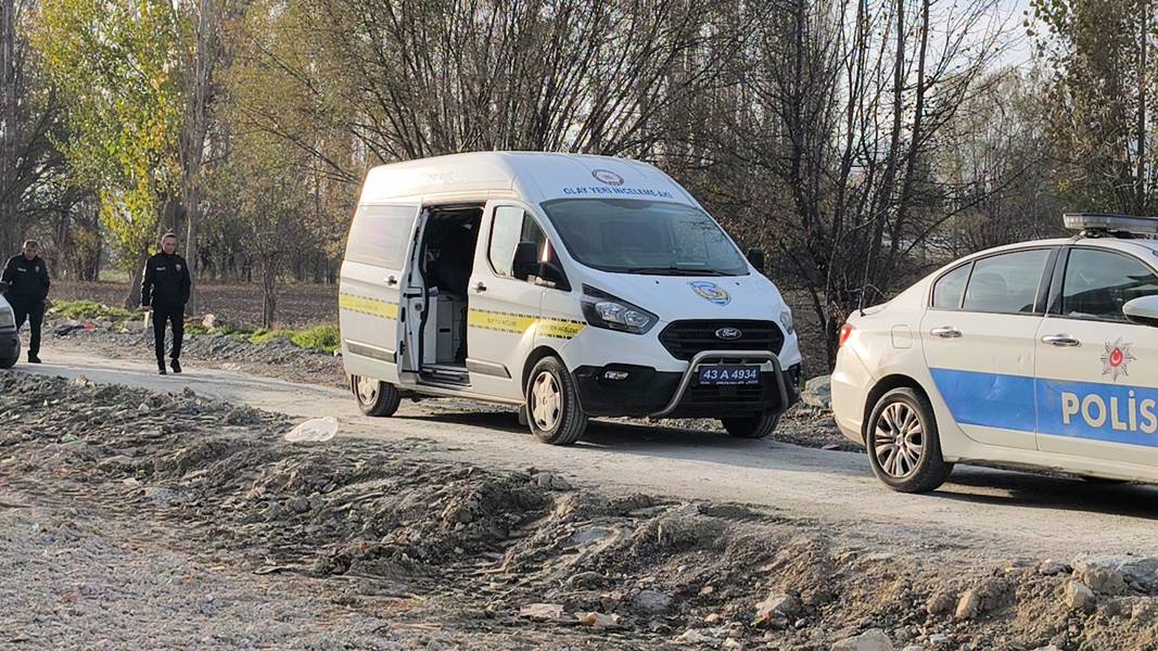 Kütahya’da Inşaattan Düşen Işçi Ağır Yaralandı (5)-1