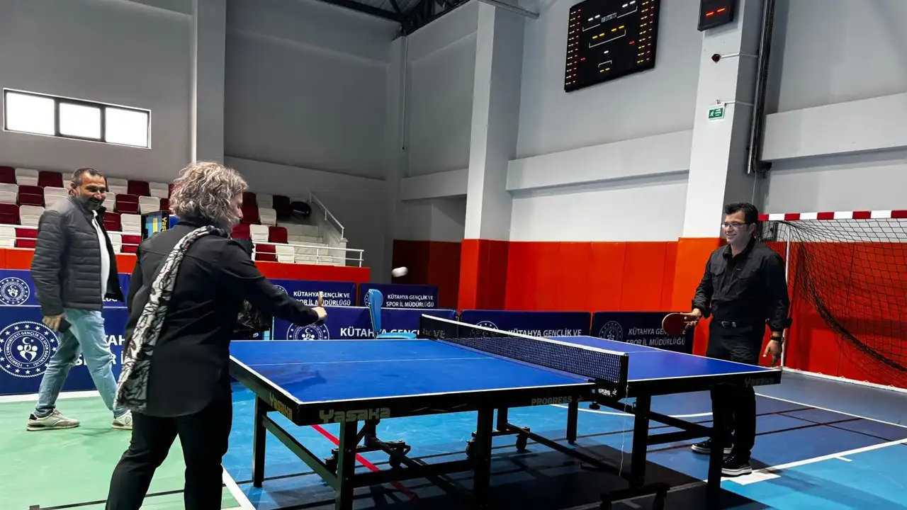 Kütahya’da Öğretmenler Günü Için Masa Tenisi Turnuvası Düzenlendi 2