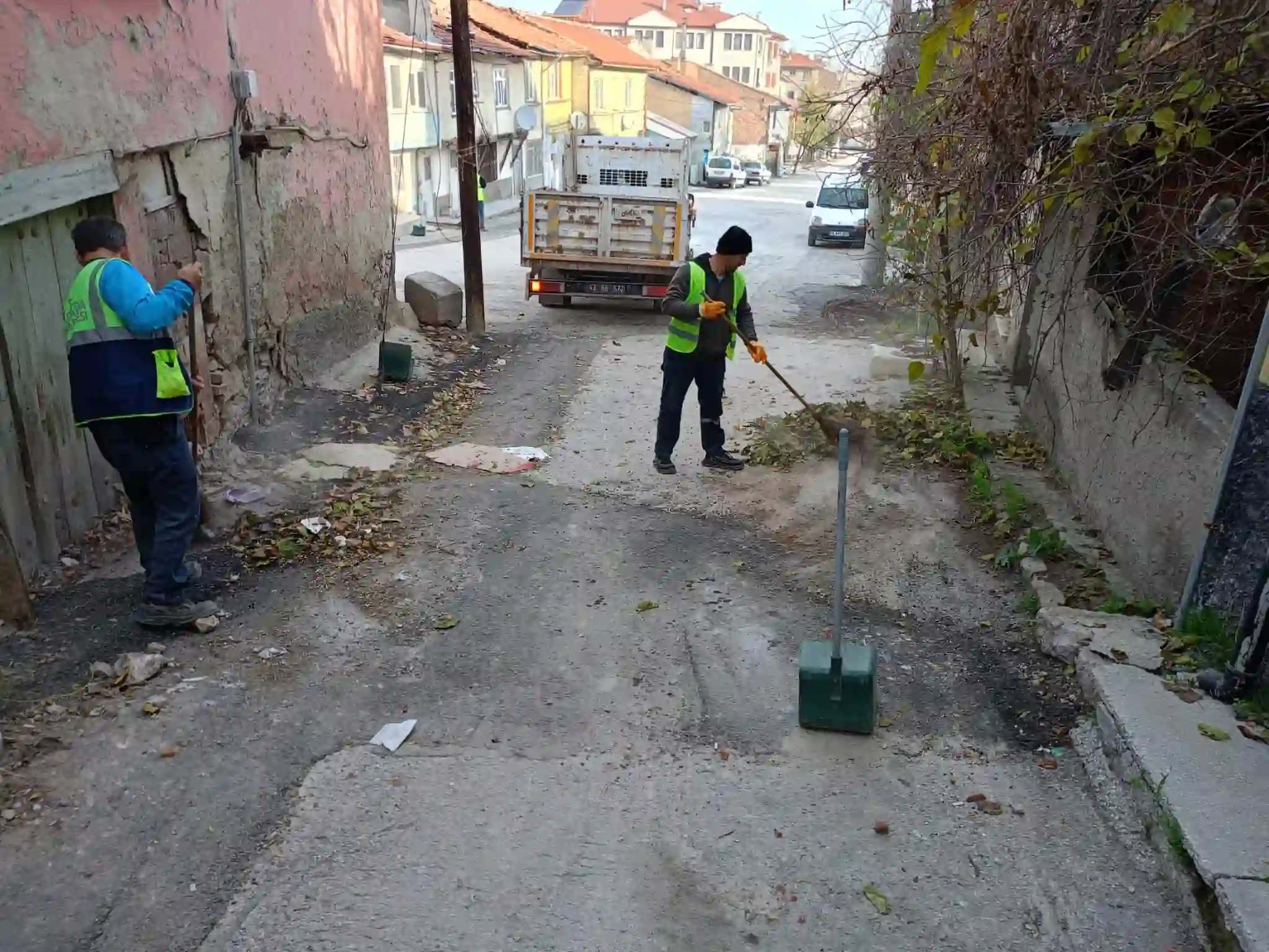 Kütahya’da Okul Çevrelerinde Temizlik Yapıldı 1