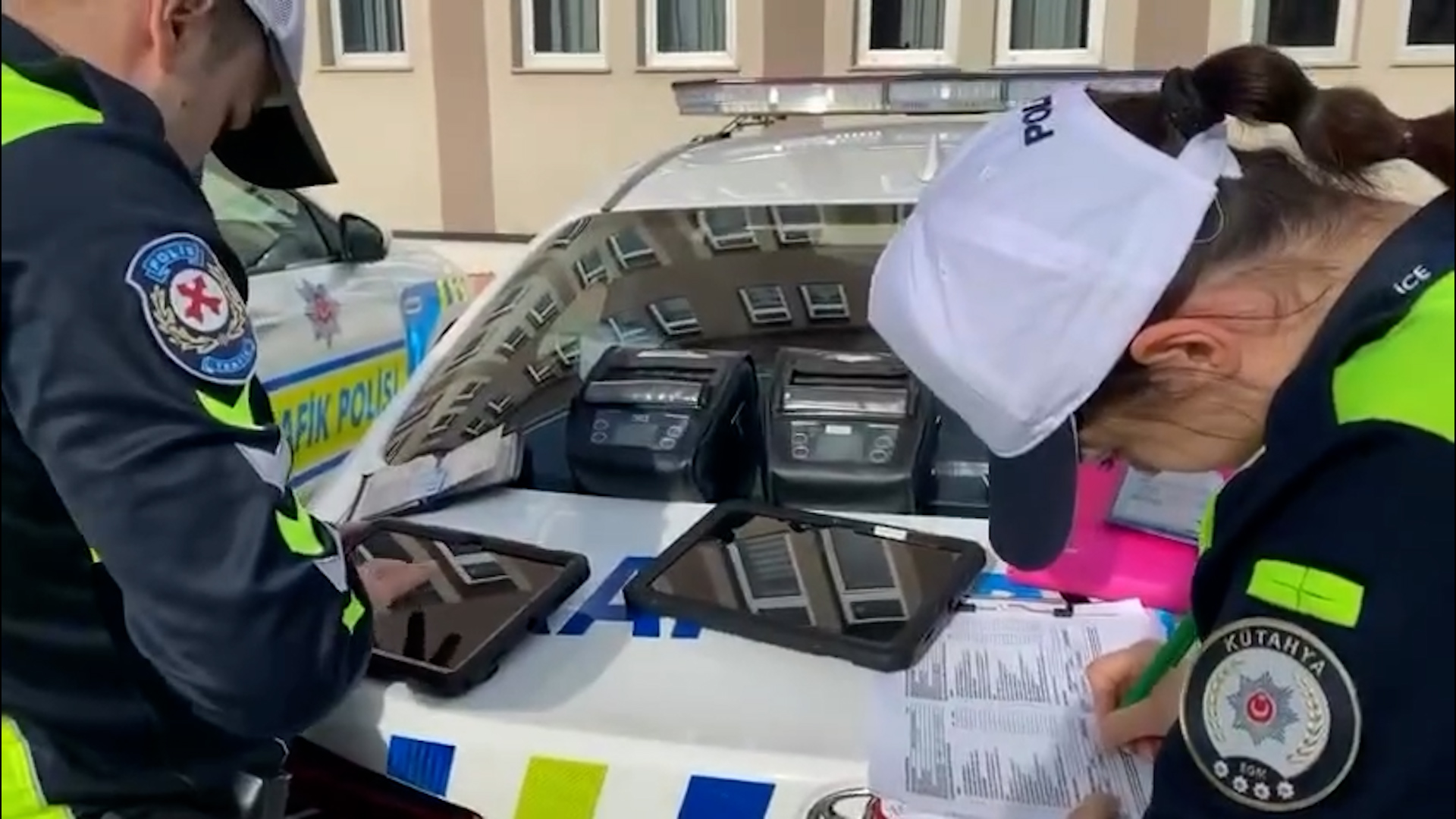 Kütahya’da Trafik Ekiplerinden Servislere Sıkı Denetim (4)