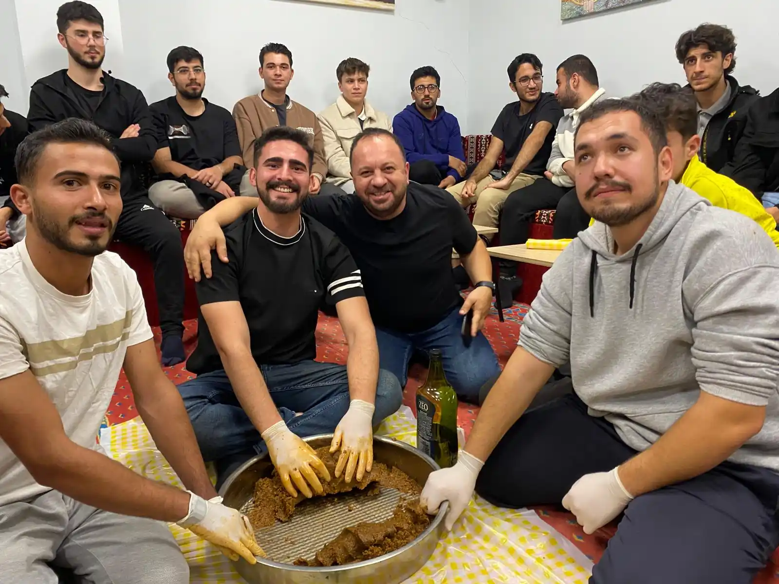 Kütahya’da Üniversite Öğrencileri Sıra Gecesinde Buluştu 2