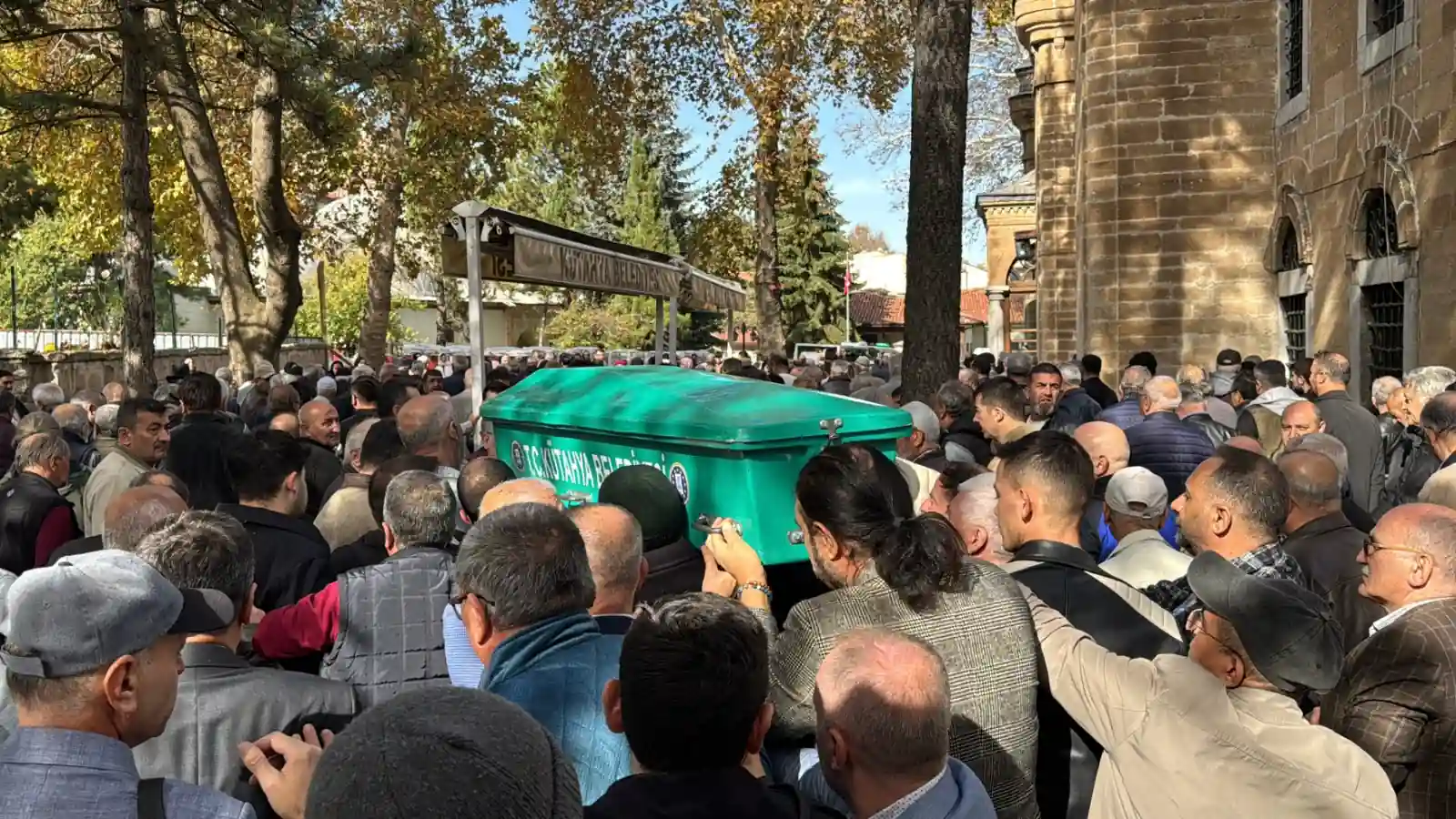 Kütahyalı Çini Ustası Hamza Üstünkaya Defnedildi