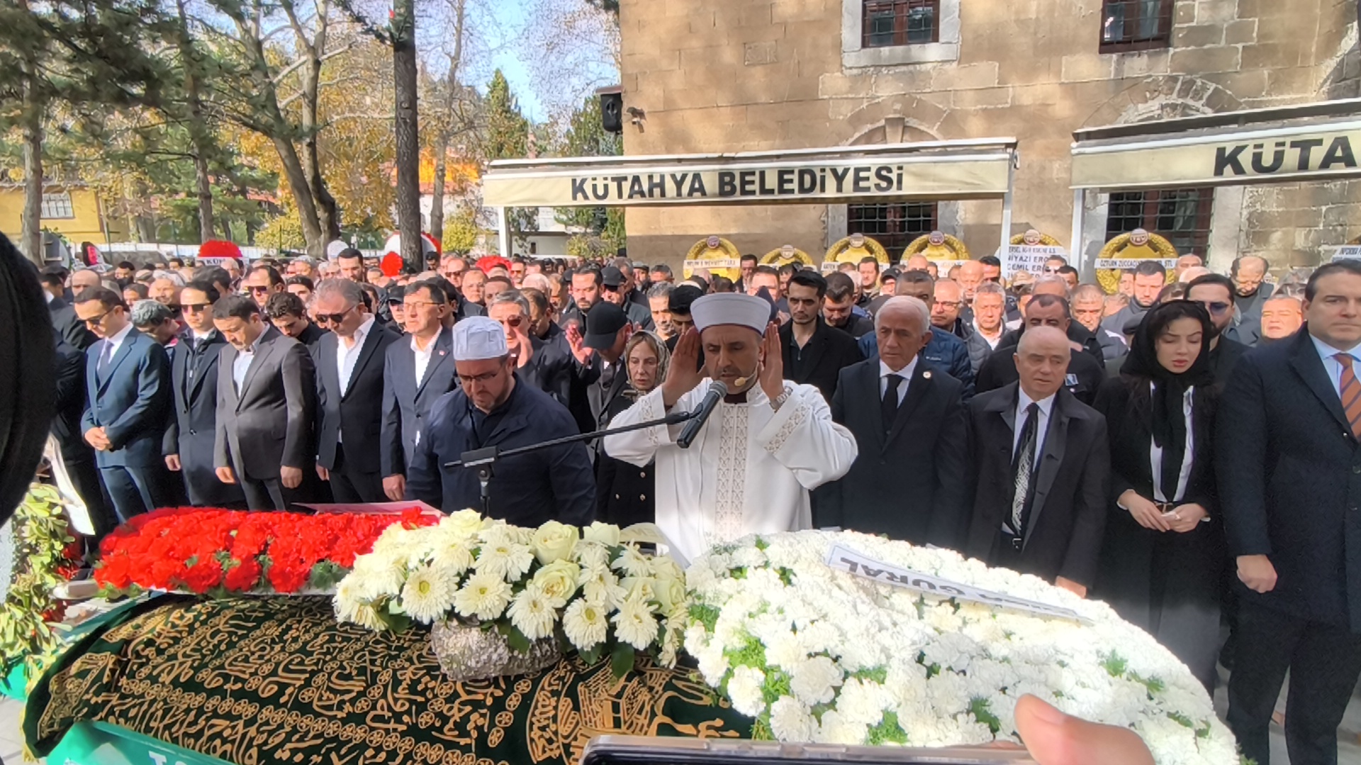 Kütahyalı Iş Insanı Rıza Güral’ın Eşi Yıldız Güral Defnedildi3