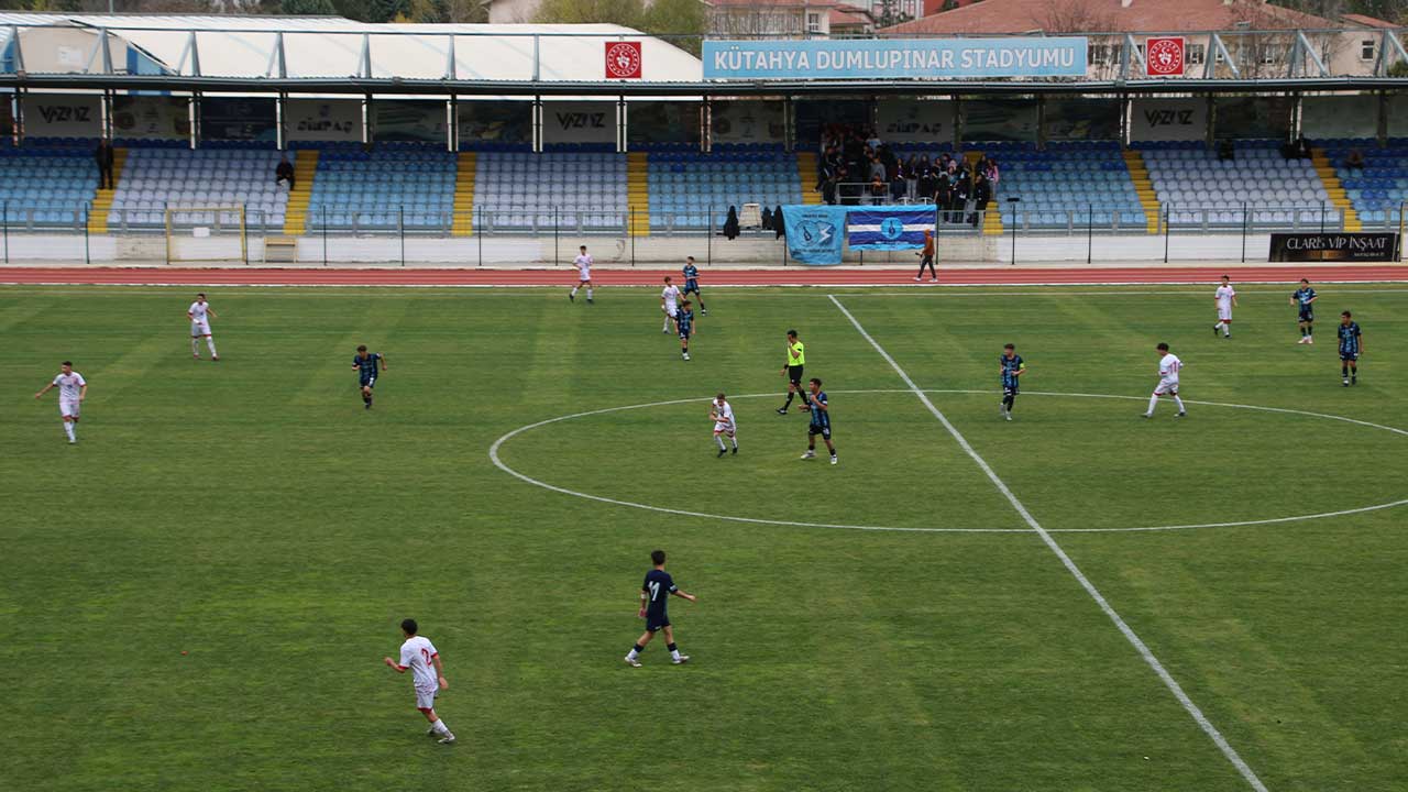 Kütahyaspor U15 Evinde Berabere Kaldi7